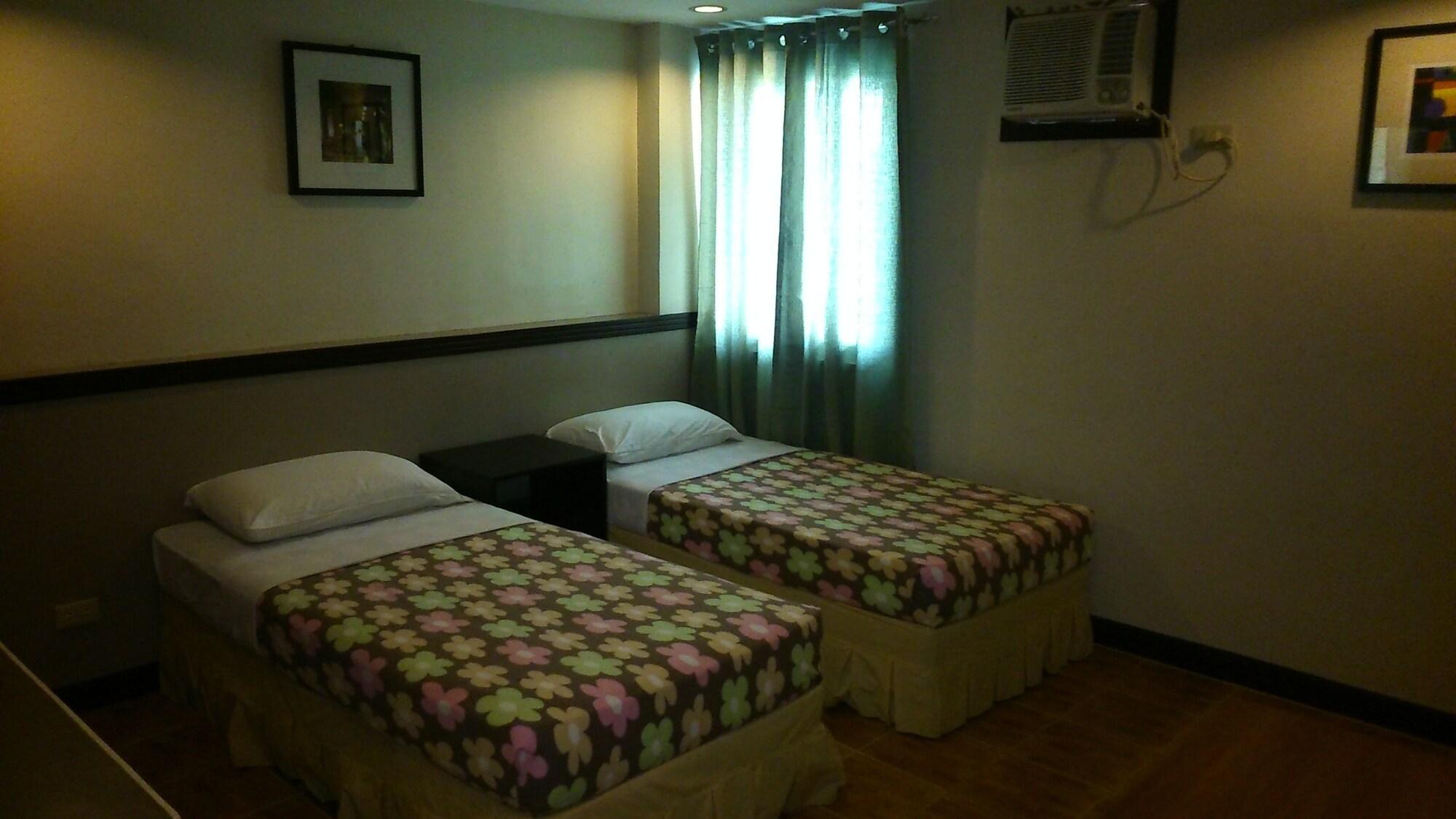Magayon Hotel Легазпи Екстериор снимка