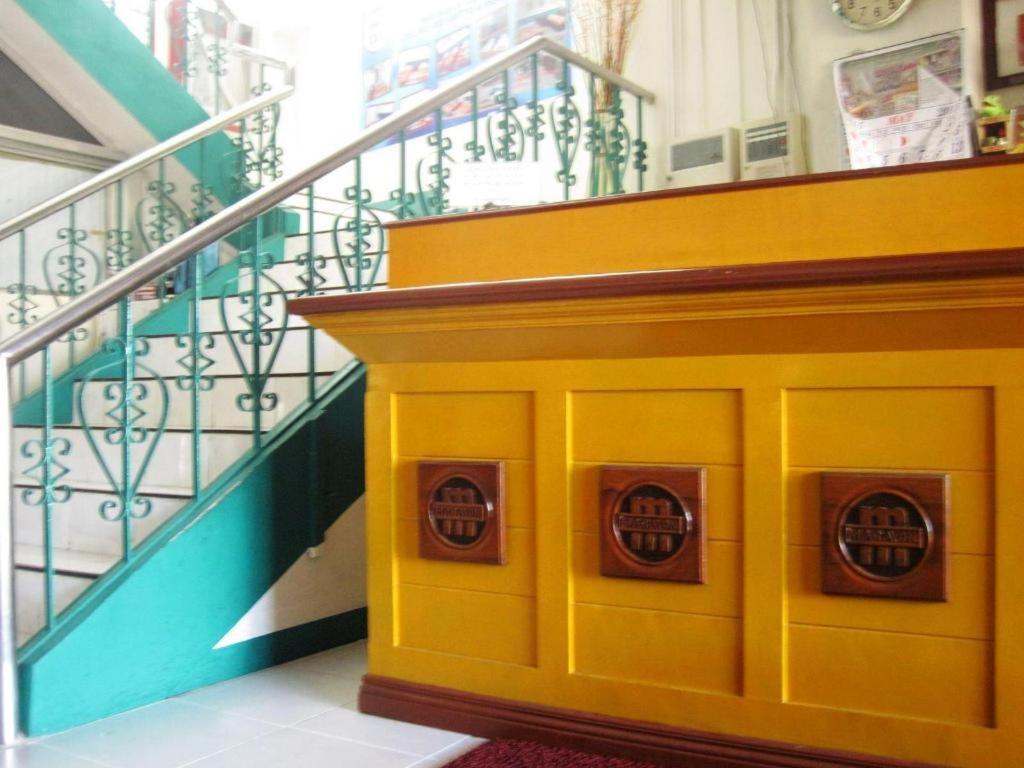 Magayon Hotel Легазпи Екстериор снимка