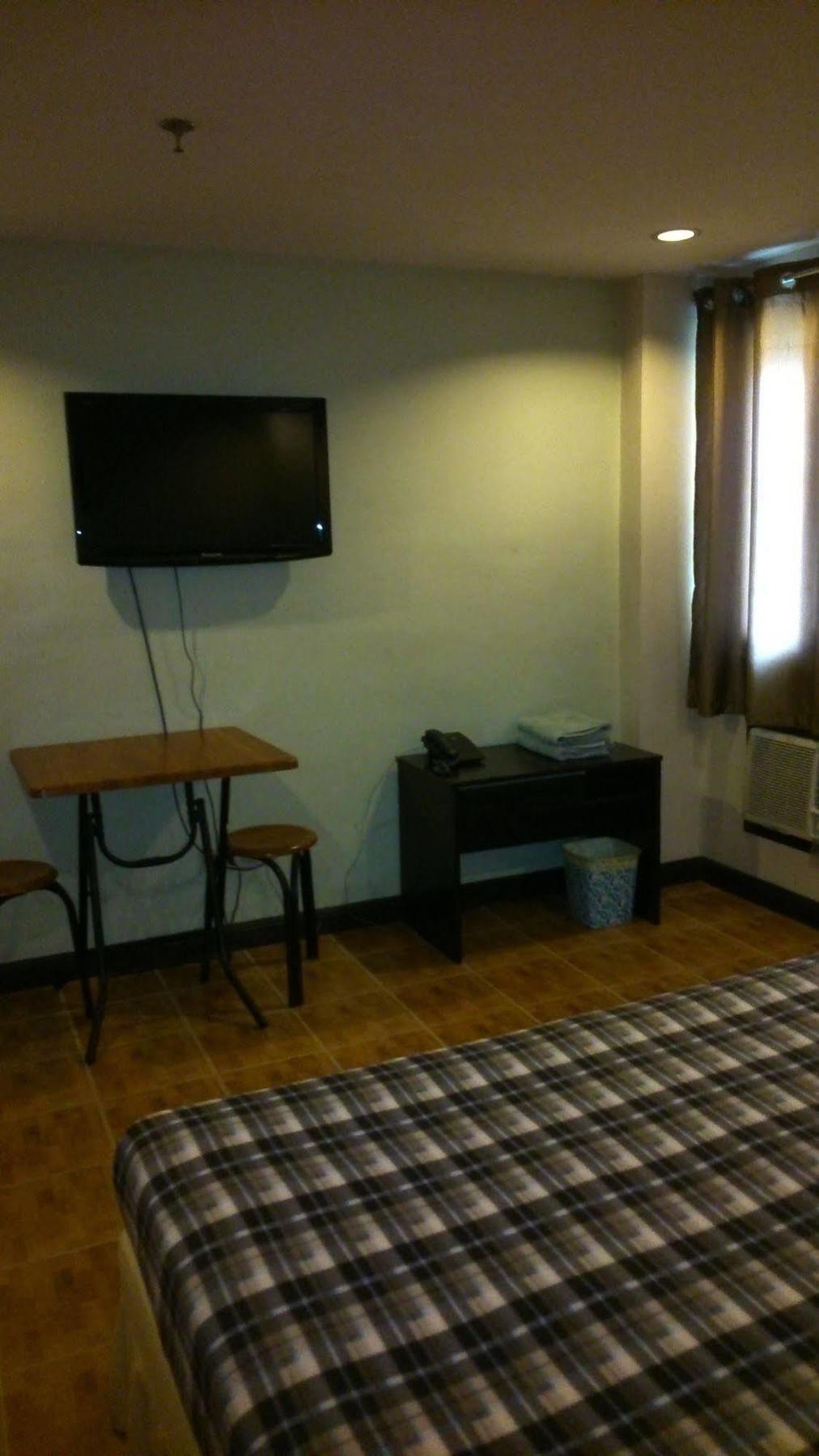 Magayon Hotel Легазпи Екстериор снимка